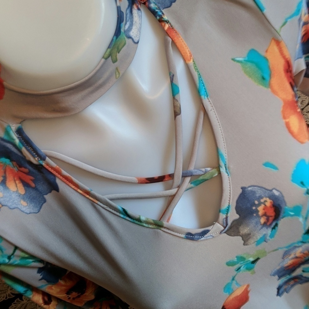New floral top/dress - Picture 2 of 5